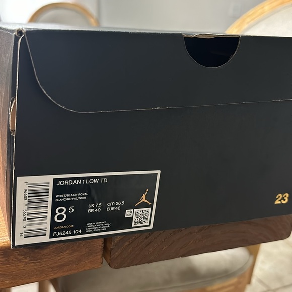 Nike -Jordan 1 Low TD - white/black-royal - Size 8.5 - Authentic Brand New! - Picture 7 of 7